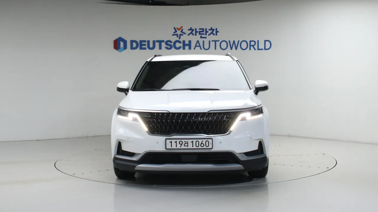 Kia Carnival — miniaturë 3