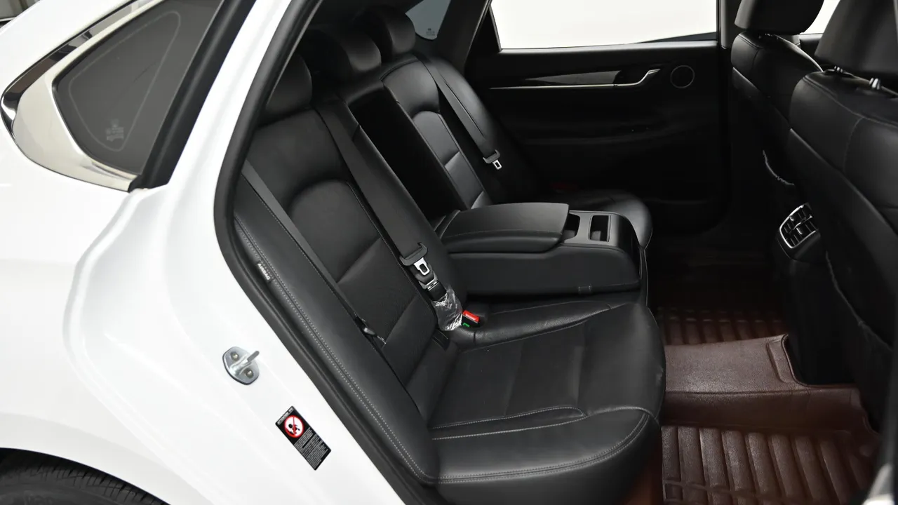 Hyundai Grandeur — miniaturë 12