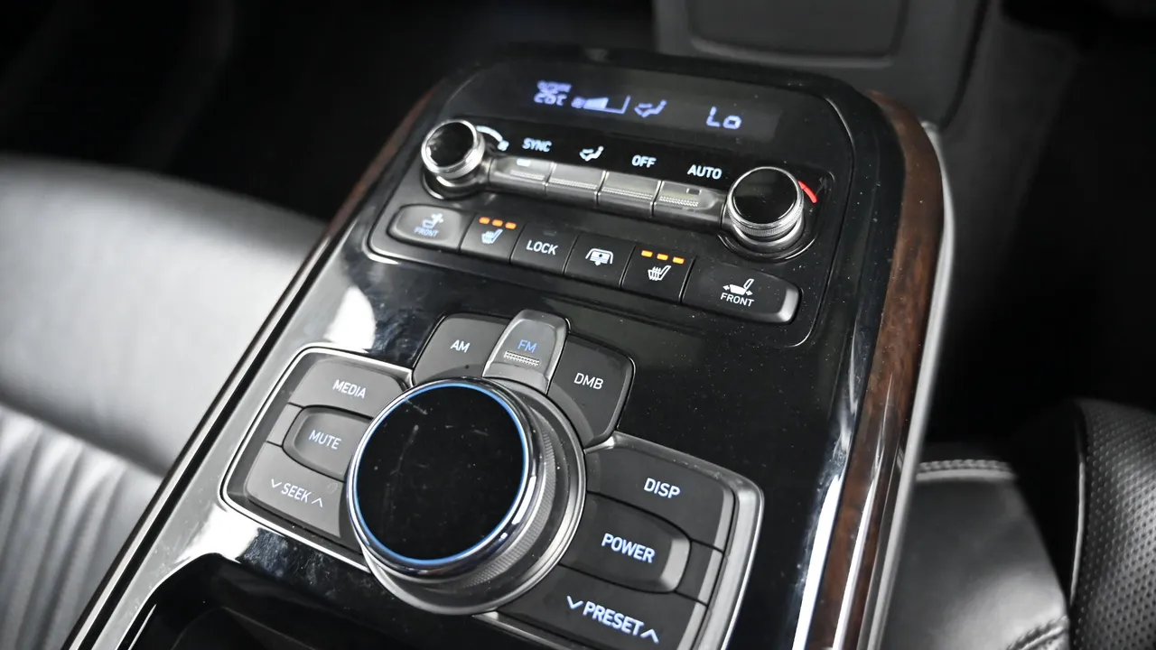 Genesis G90 — miniaturë 16