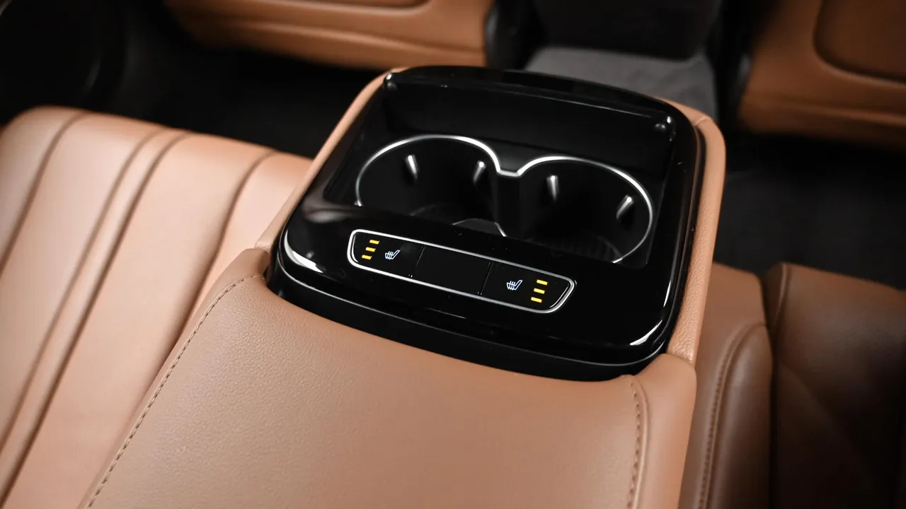 Genesis G80 — miniaturë 16