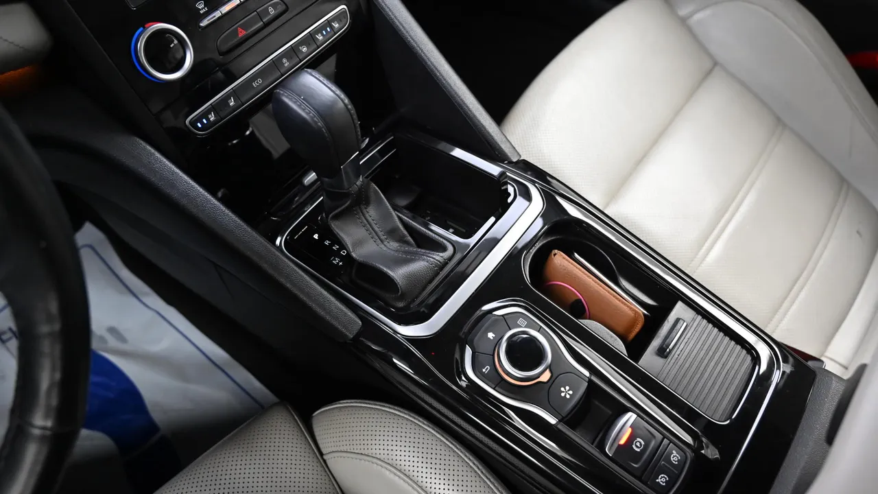 Renault Samsung SM6 — miniaturë 9