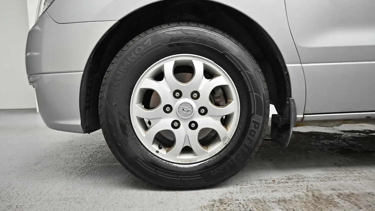 Hyundai Starex — miniaturë 5