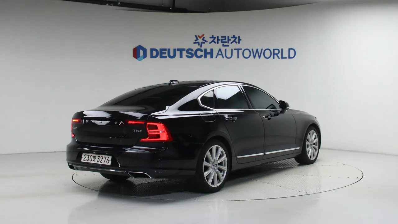 Volvo S90 — miniaturë 2