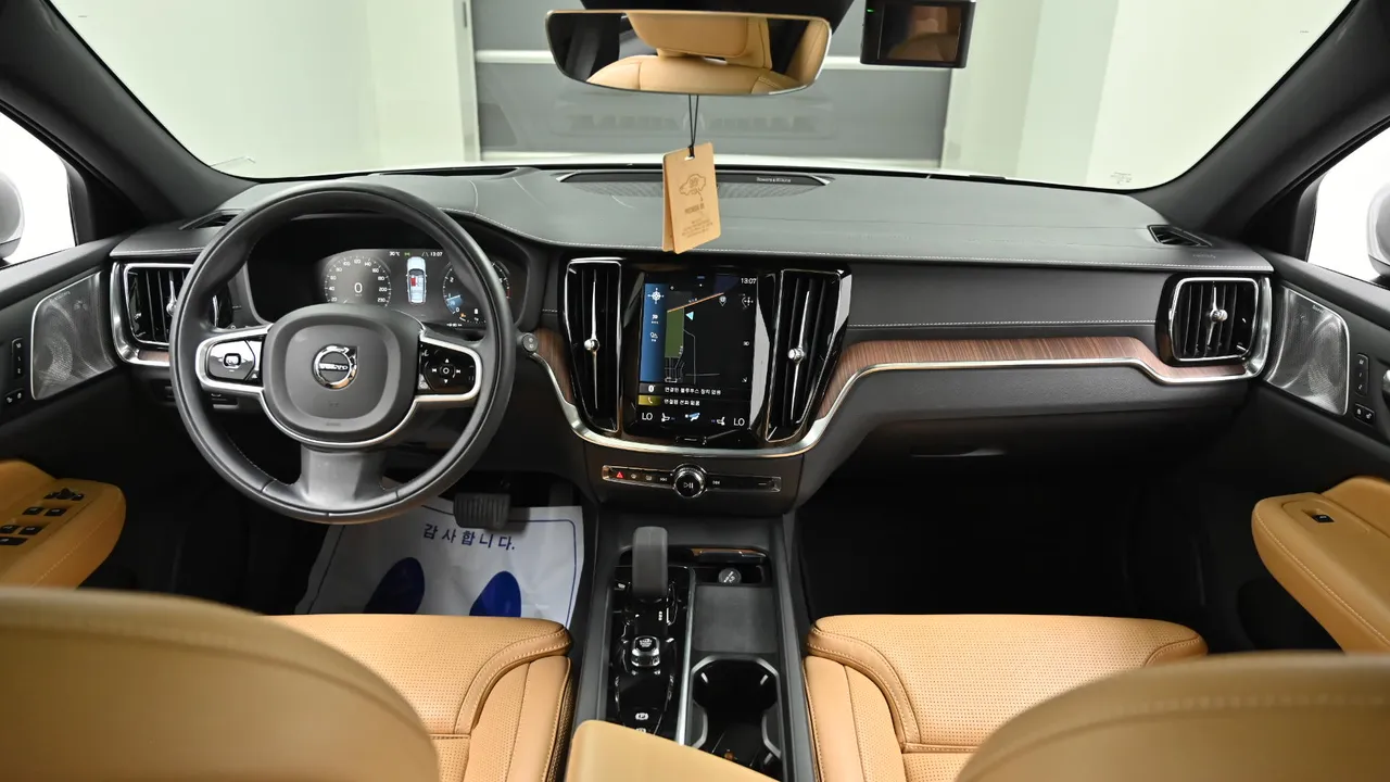 Volvo V60 Cross Country 2nd Generation B5 Pro AWD