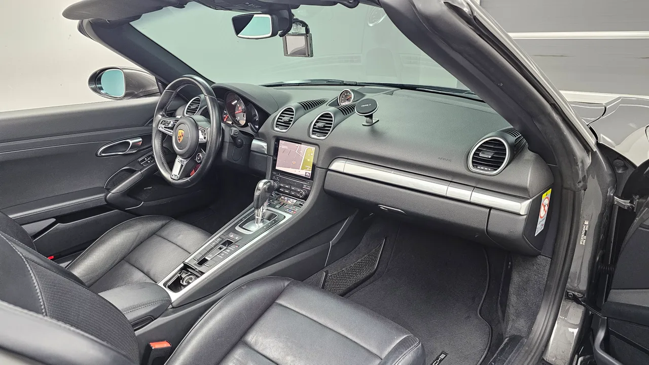 Porsche 718 — miniaturë 7