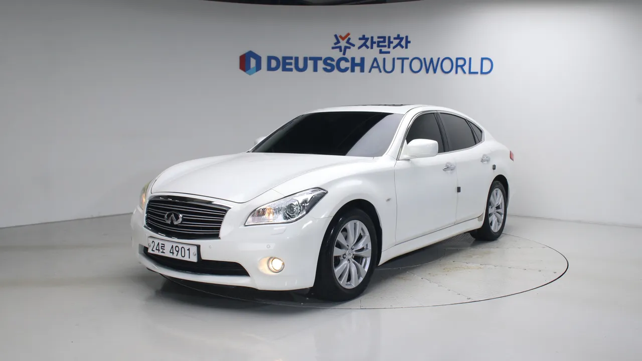 Infiniti M 3.7 스탠다드 Y51 — foto 1