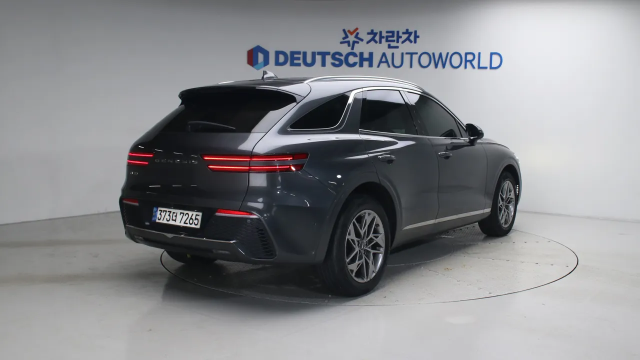 Genesis GV70 — miniaturë 2