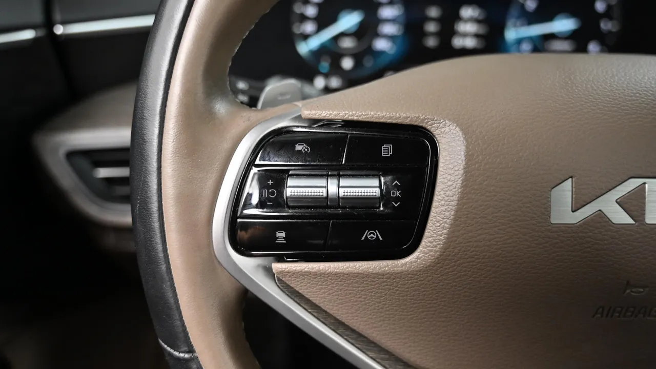 Kia K8 — miniaturë 18