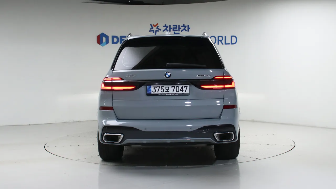 BMW X7 — miniaturë 4