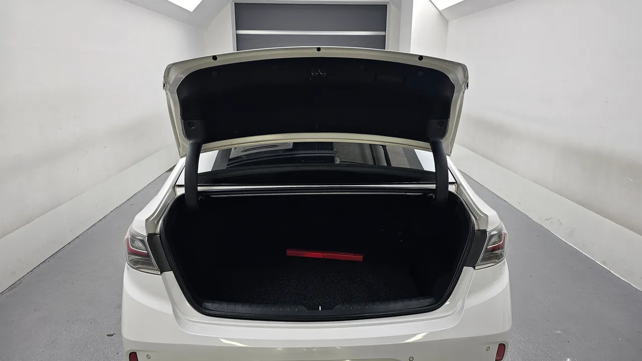 Hyundai Sonata — miniaturë 19