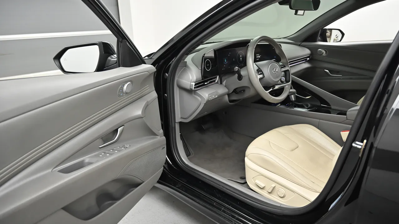 Hyundai Avante — miniaturë 11