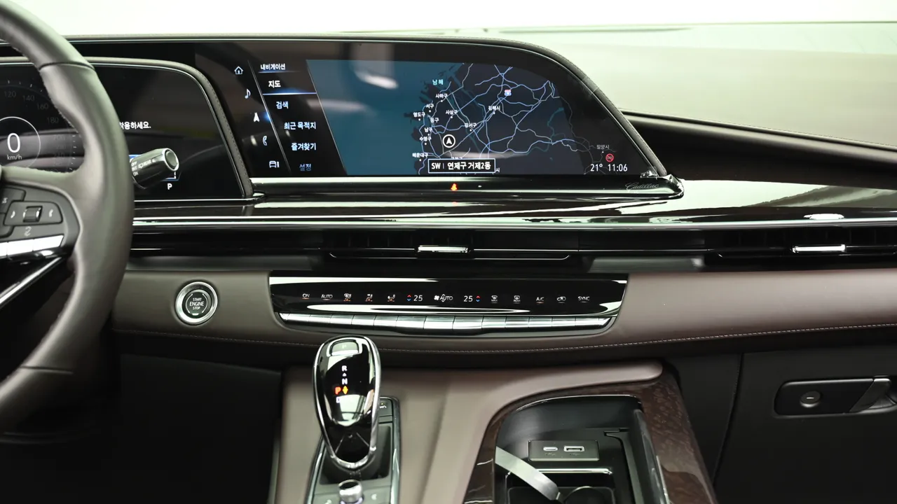 Cadillac Escalade — miniaturë 14