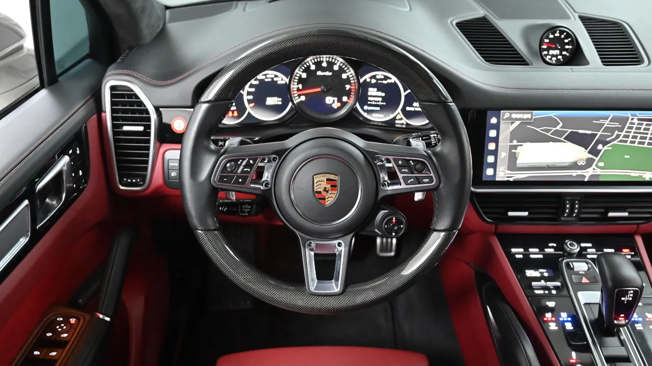 Porsche Cayenne — miniaturë 13
