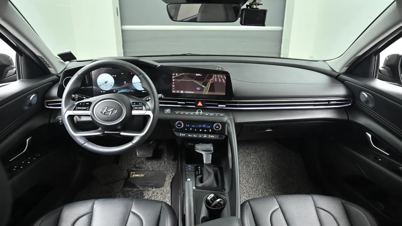 Hyundai Avante — miniaturë 7