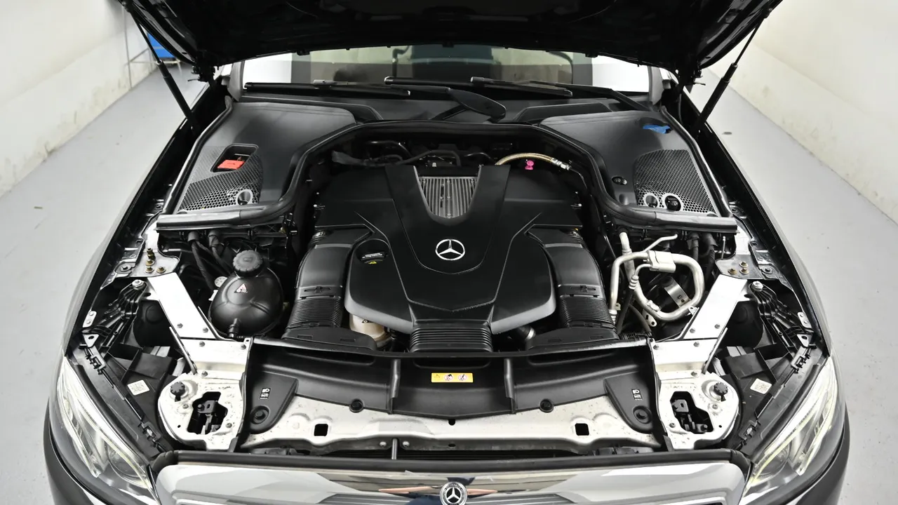 Mercedes-Benz E-klasse — miniaturë 6