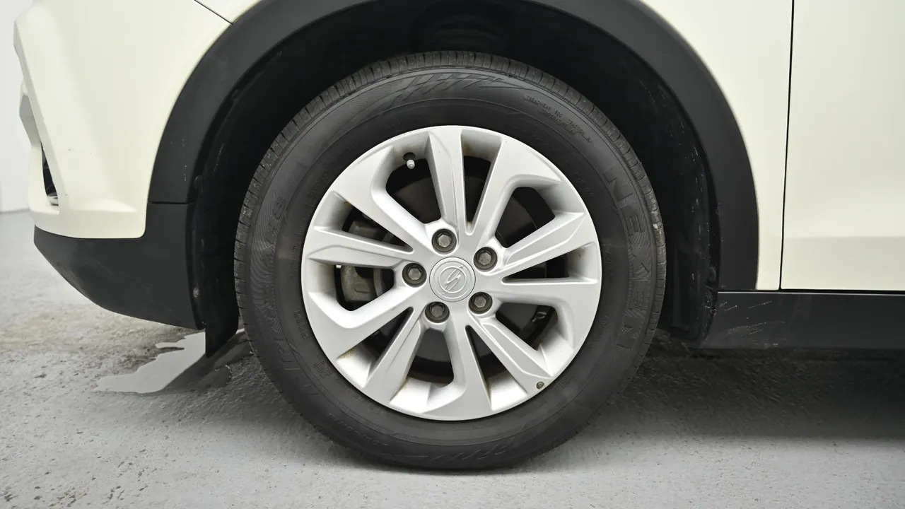 SsangYong Tivoli — miniaturë 5