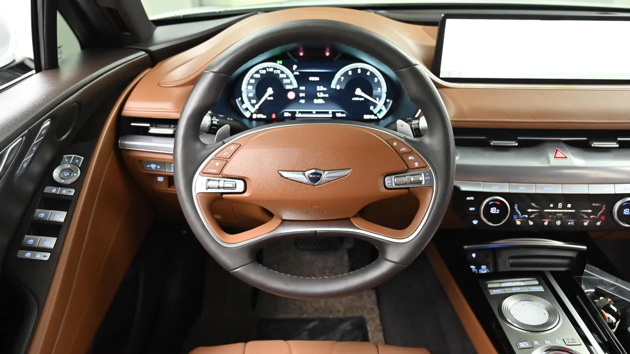 Genesis G80 — miniaturë 13