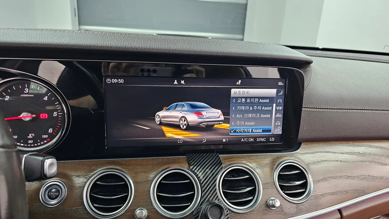 Mercedes-Benz E-klasse — miniaturë 17