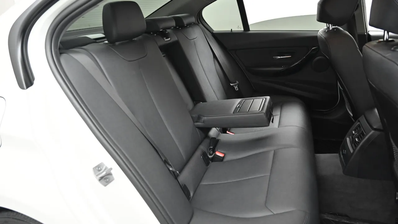 BMW 3er — miniaturë 12