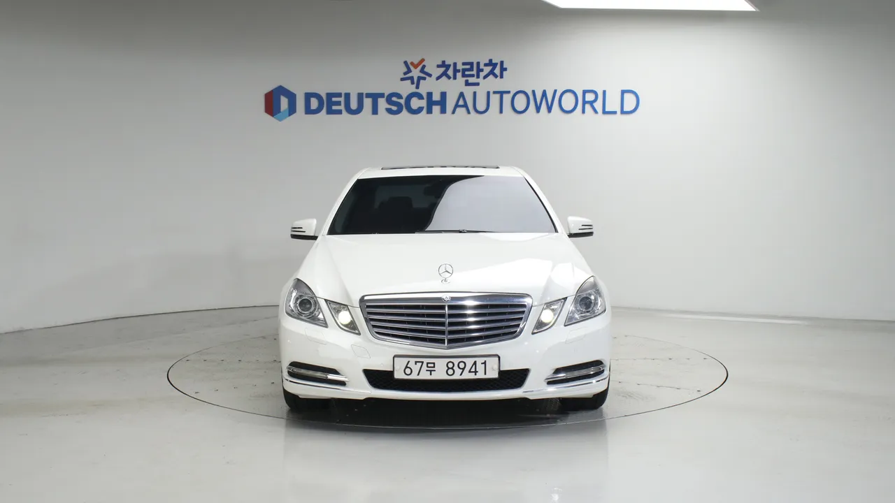 Mercedes-Benz E-klasse — miniaturë 3