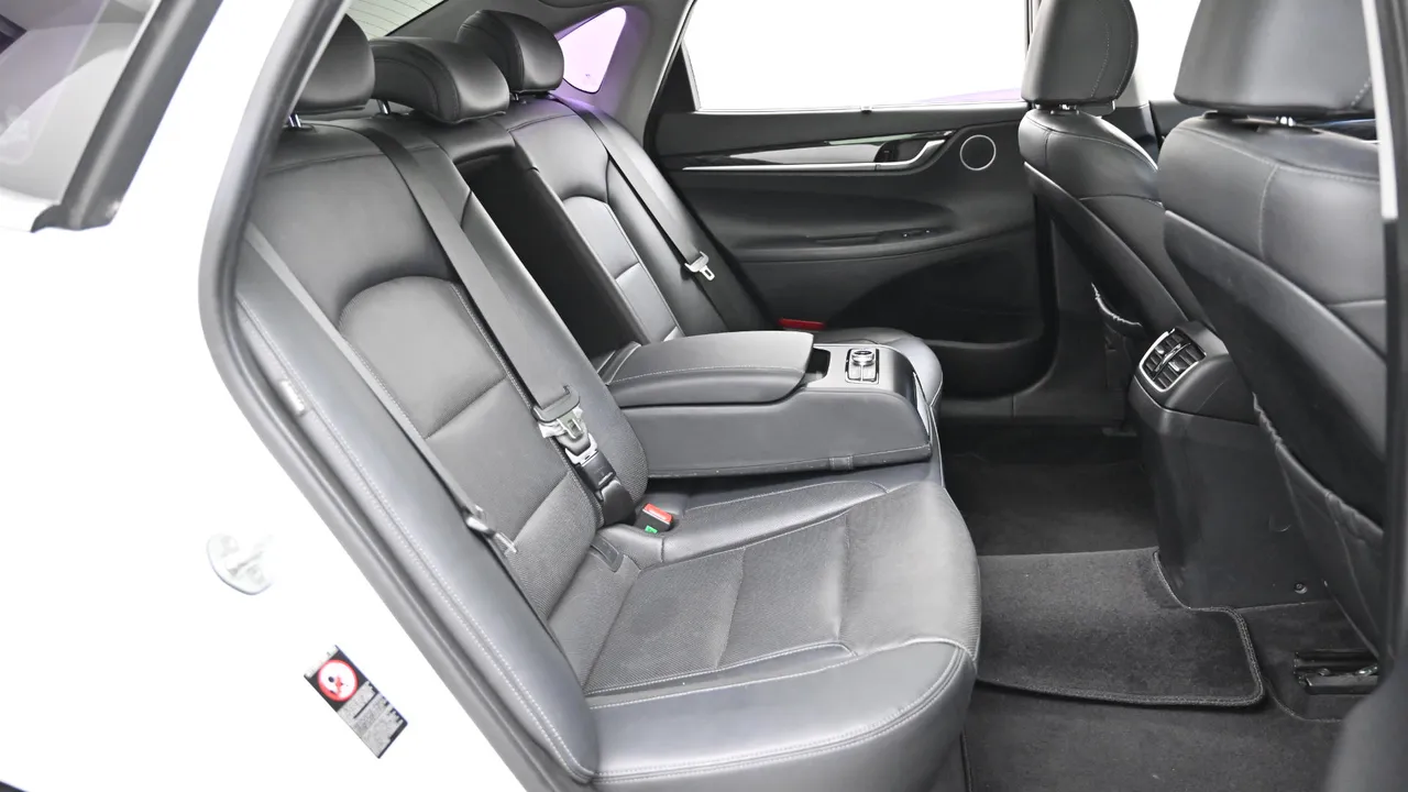 Hyundai Grandeur — miniaturë 12