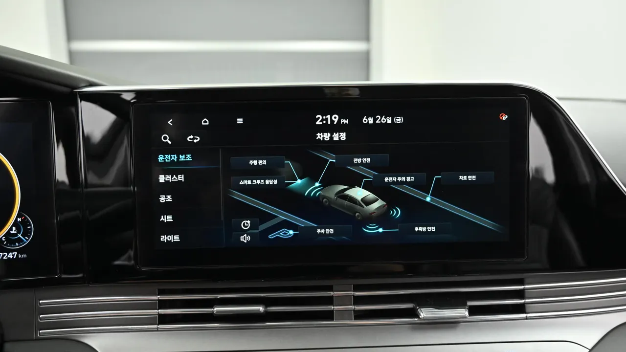 Hyundai Grandeur — miniaturë 17