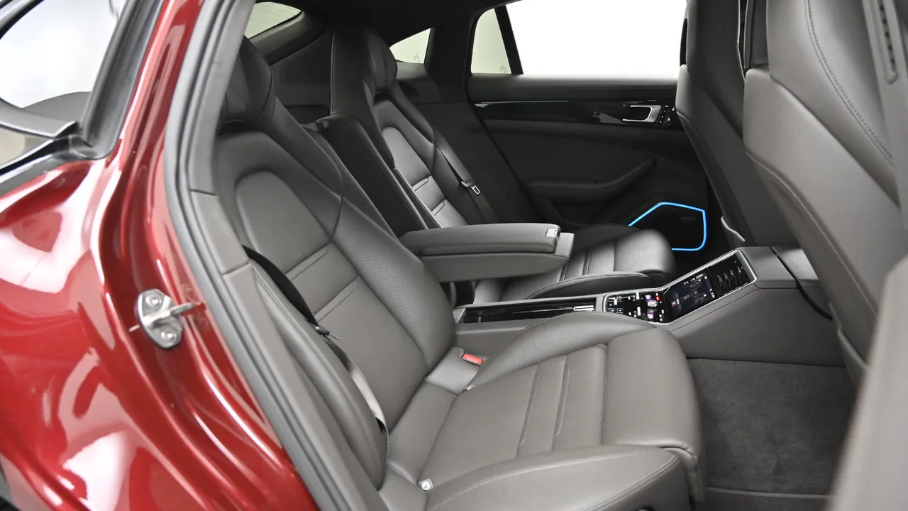 Porsche Panamera — miniaturë 12