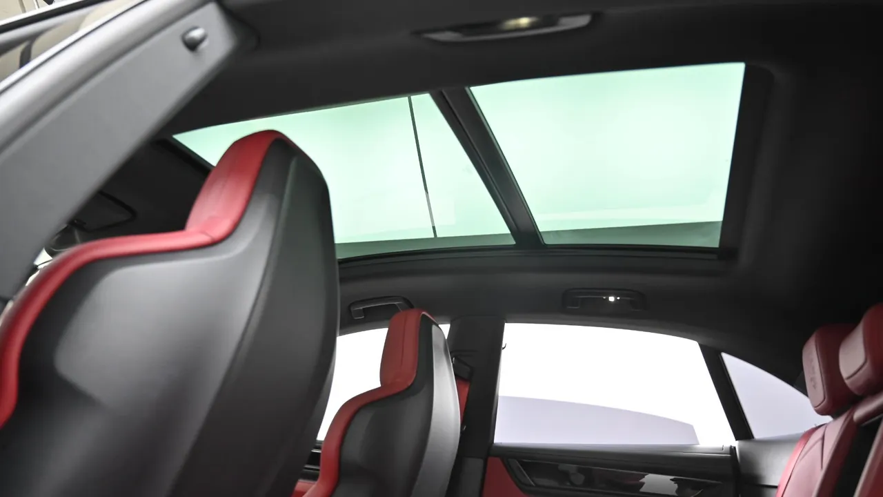 Porsche Macan — miniaturë 28