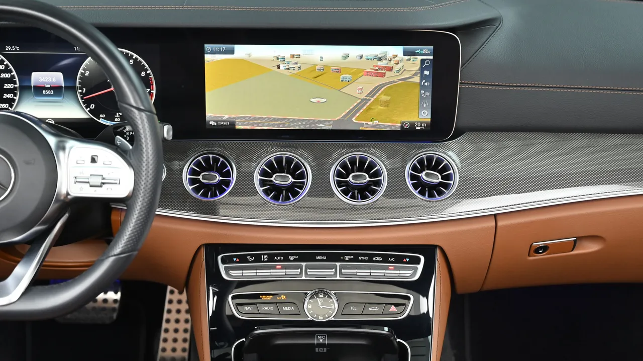 Mercedes-Benz E-klasse — miniaturë 14