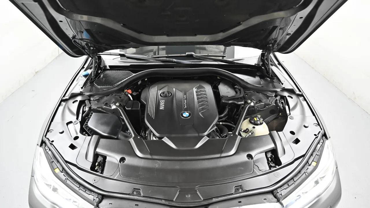 BMW 7er — miniaturë 6