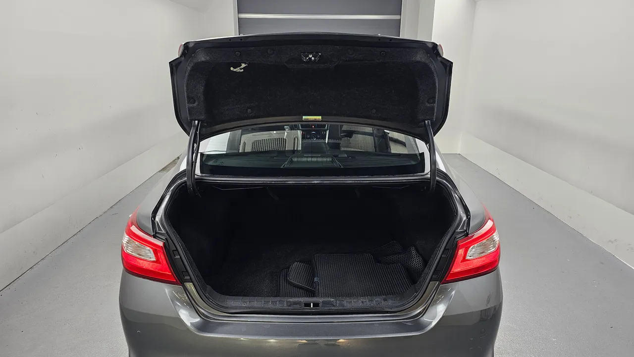 Nissan Altima — miniaturë 19