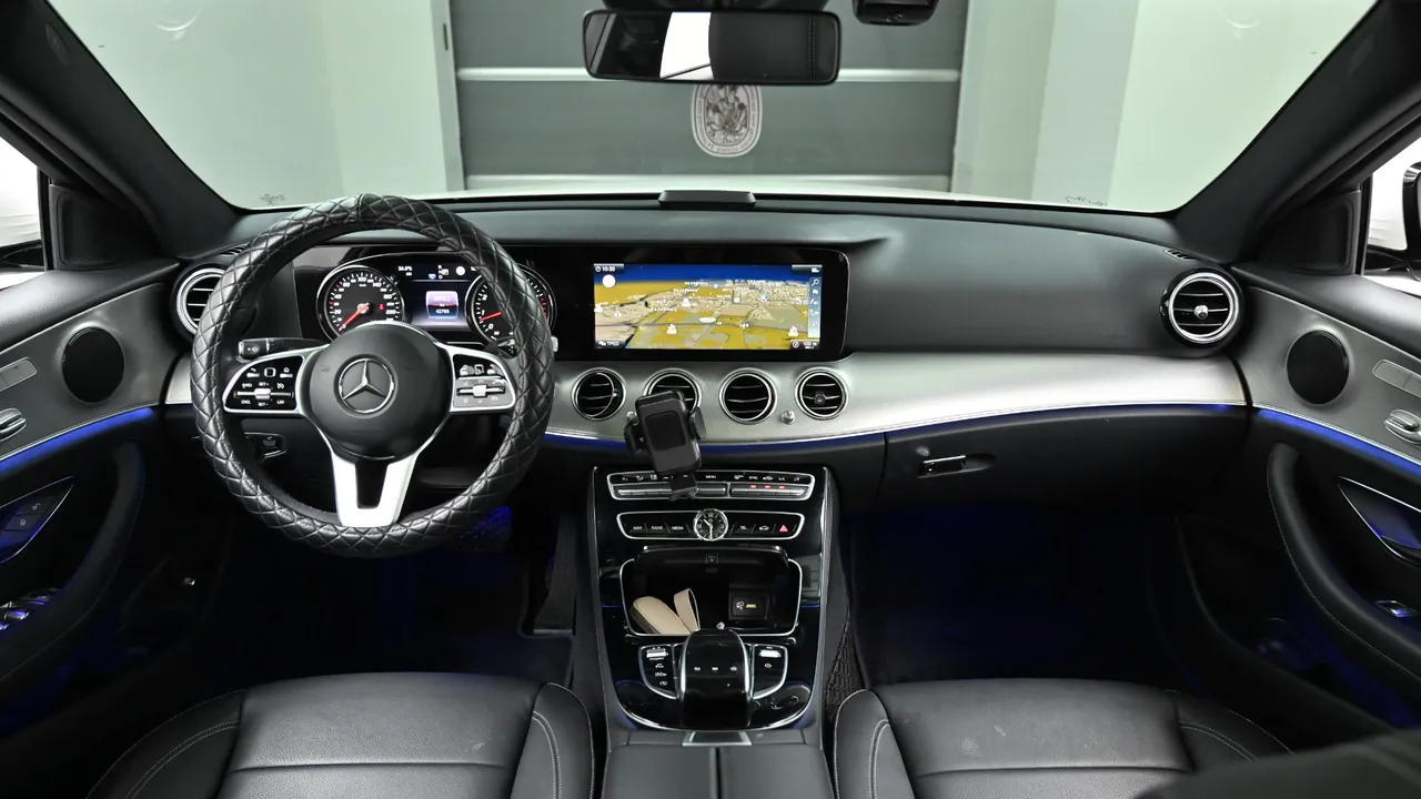 Mercedes-Benz E-klasse — miniaturë 7