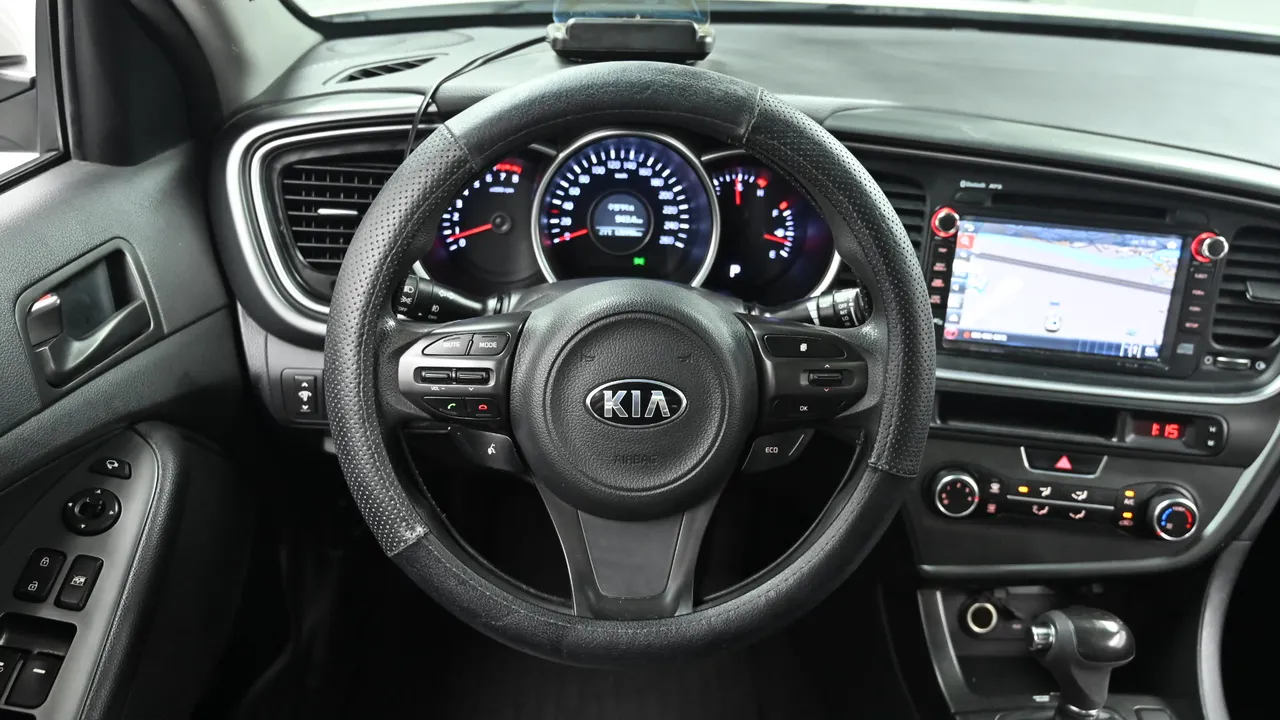 Kia K5 — miniaturë 13