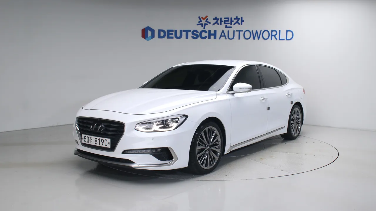 Hyundai Grandeur 3.3 셀러브리티 — foto 1
