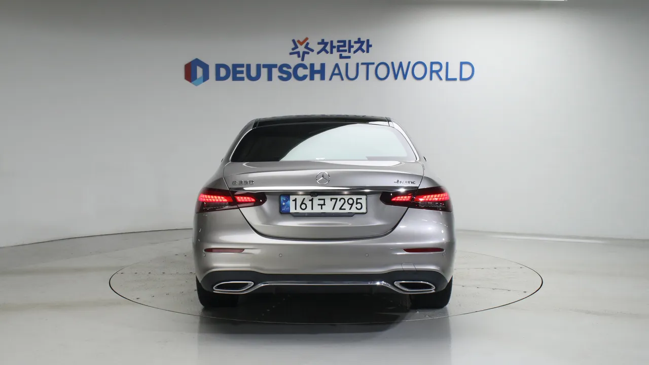 Mercedes-Benz E-klasse — miniaturë 4