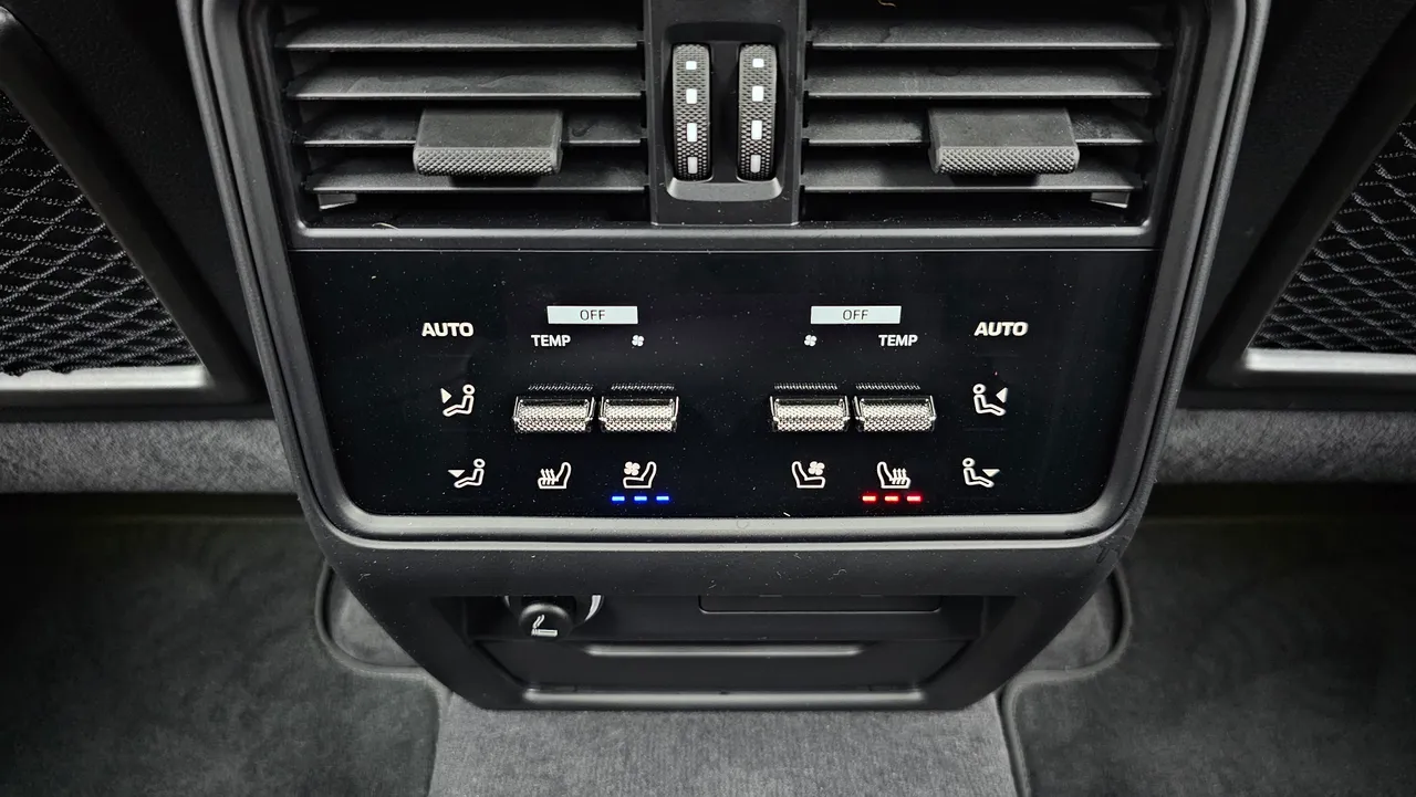Porsche Cayenne — miniaturë 25