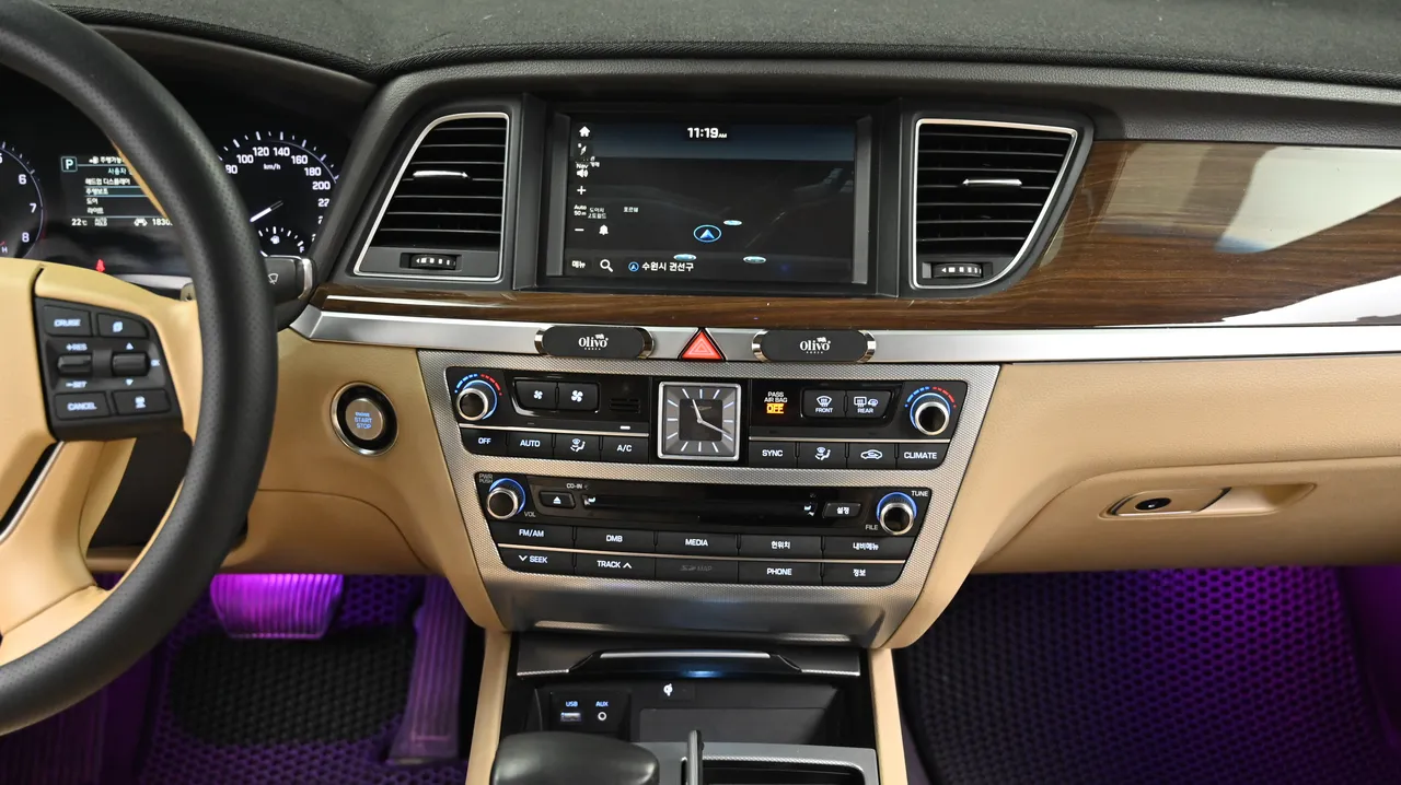 Genesis G80 — miniaturë 14