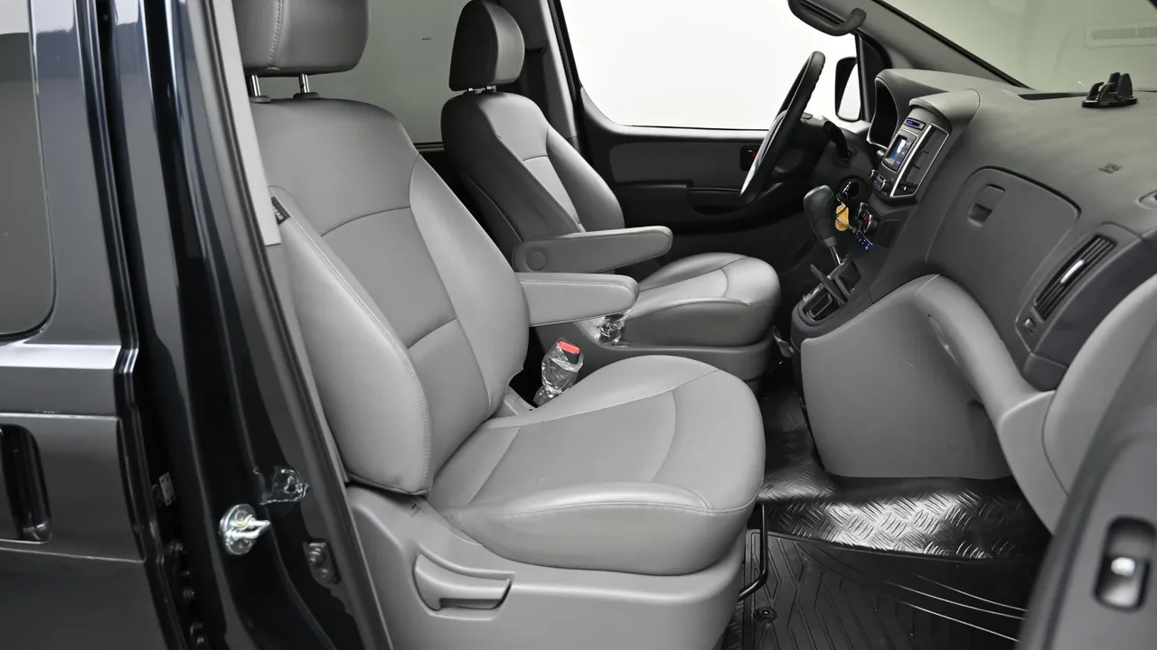 Hyundai Starex — miniaturë 10