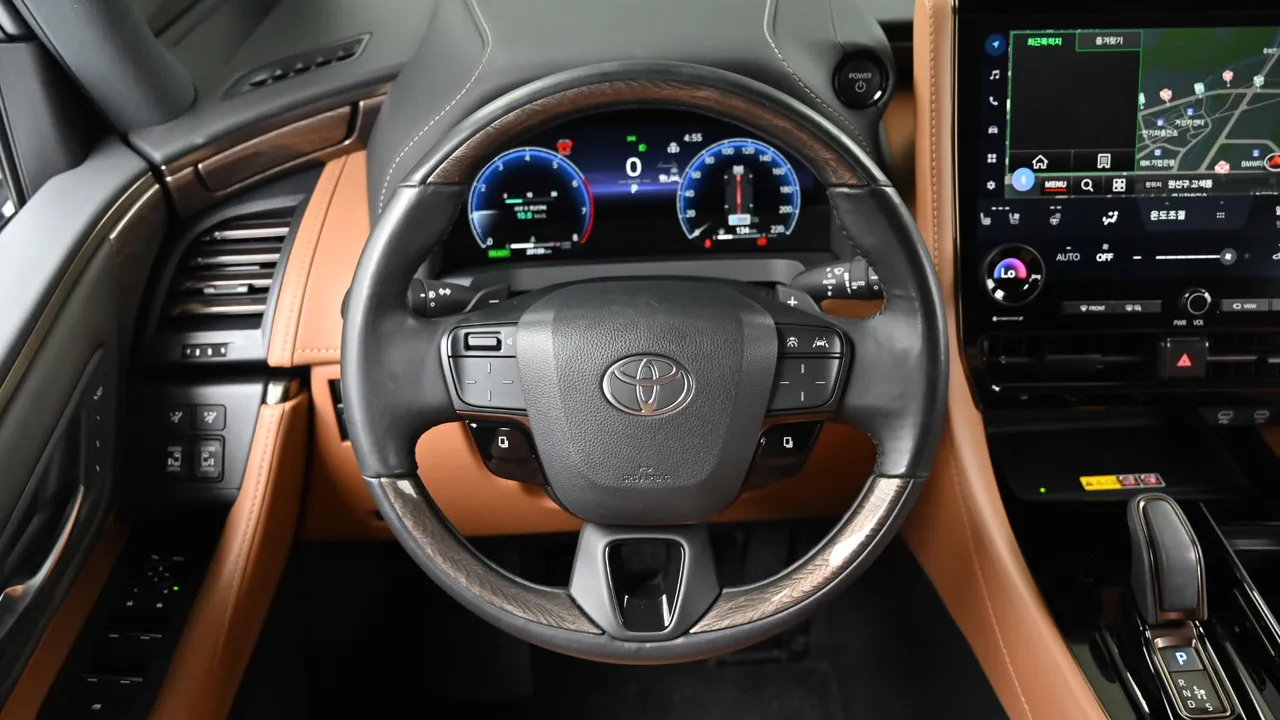 Toyota Alphard — miniaturë 13