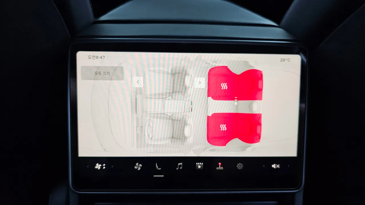 Tesla Model 3 — miniaturë 16