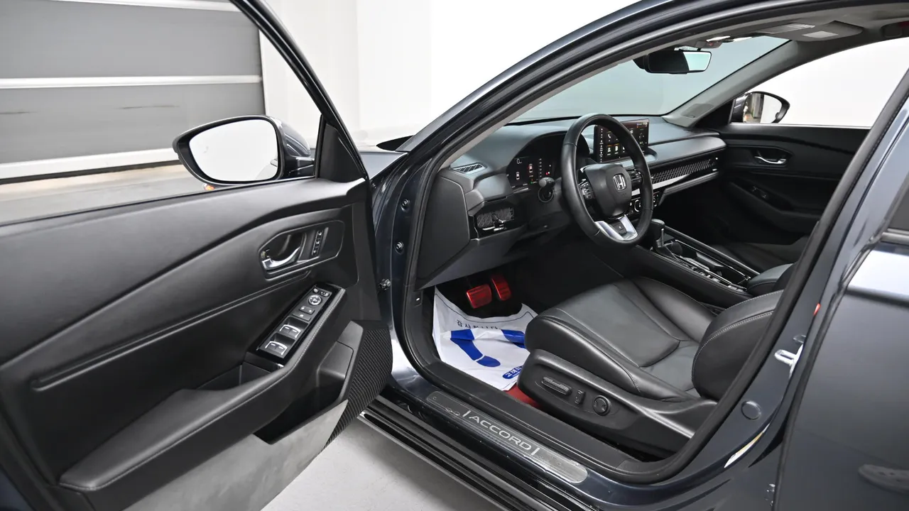 Honda Accord — miniaturë 11