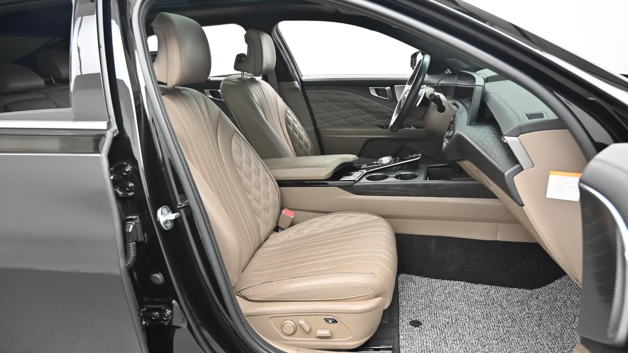 Kia K8 — miniaturë 10