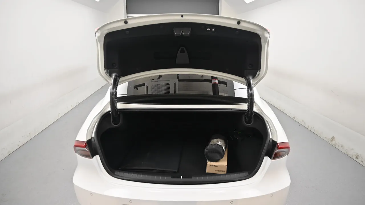 Hyundai Grandeur — miniaturë 19