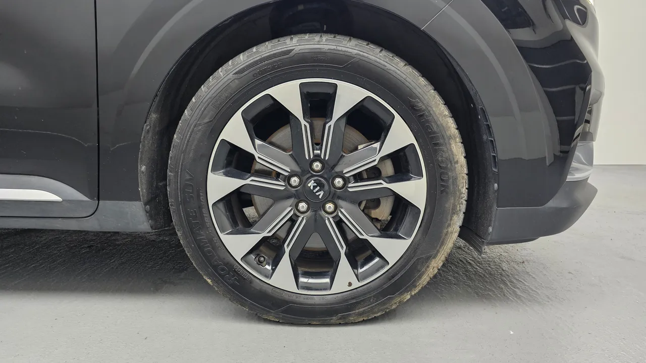 Kia Carnival — miniaturë 5