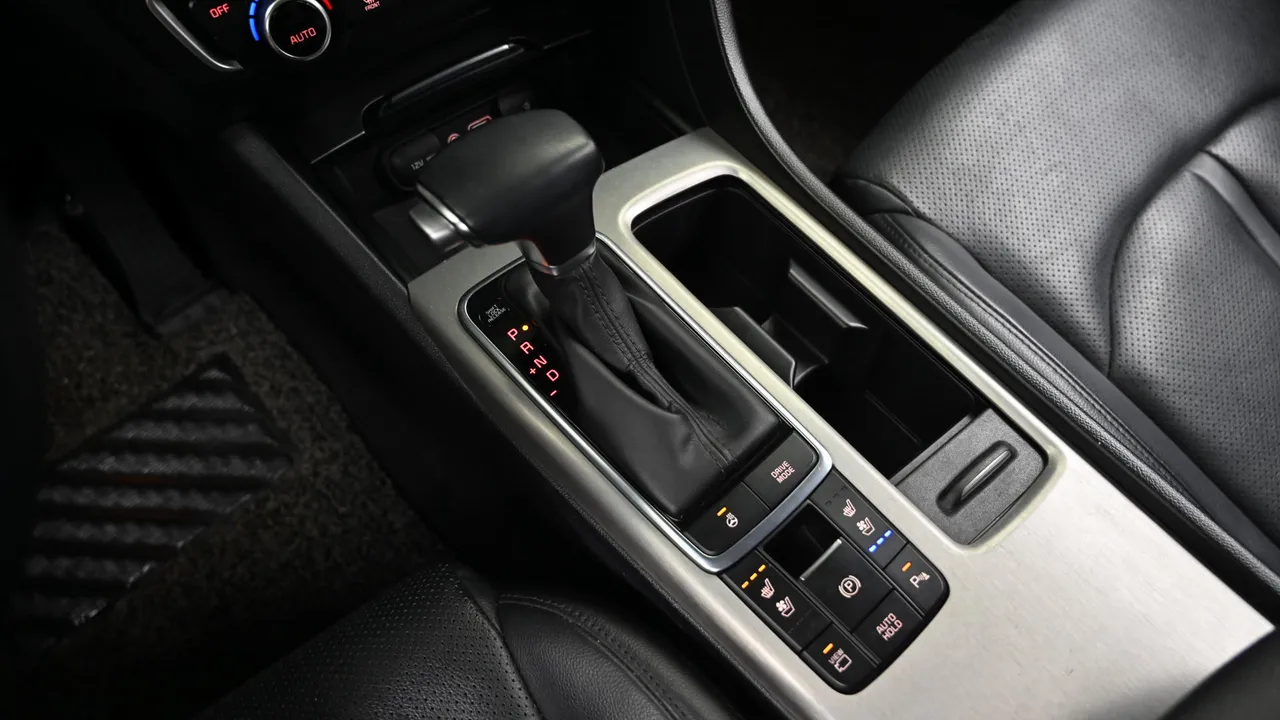 Kia K5 — miniaturë 9