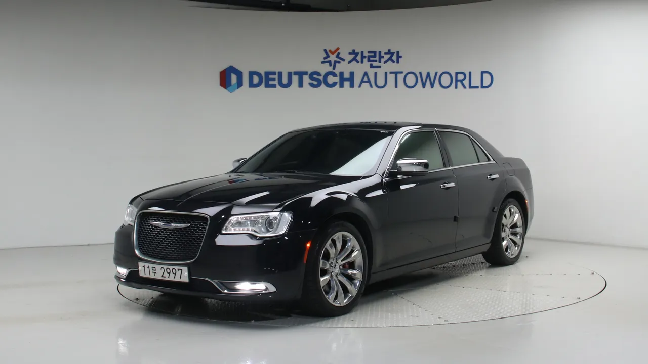 Chrysler 300C 3.6 — foto 1