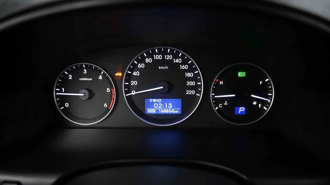 Hyundai Starex — miniaturë 8