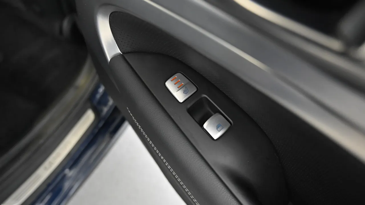 Genesis G70 — miniaturë 16