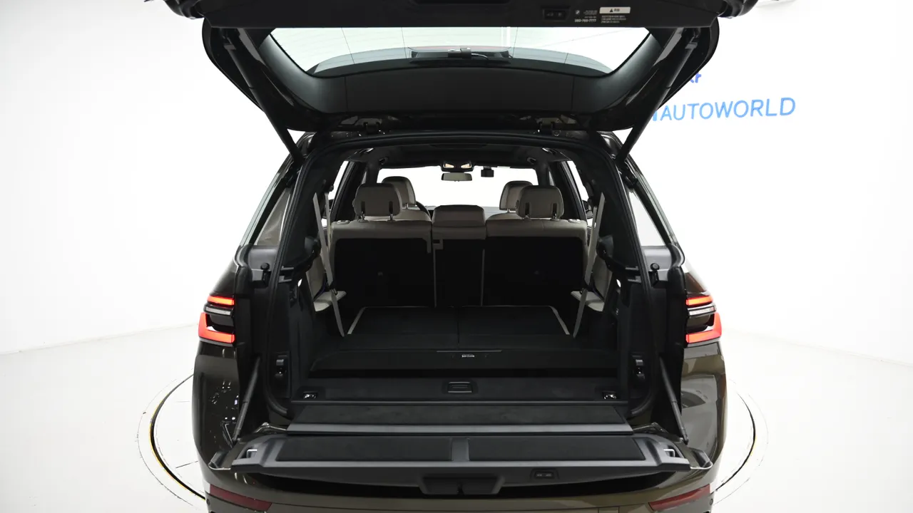 BMW X7 — miniaturë 38