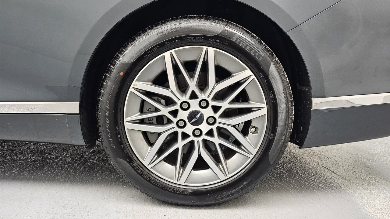 Genesis G80 — miniaturë 5